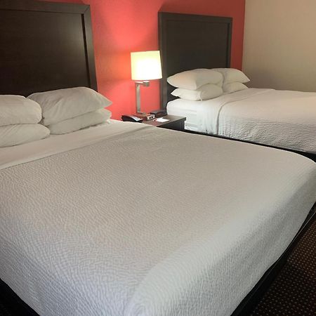 Ramada By Wyndham Hancock Waterfront Luaran gambar