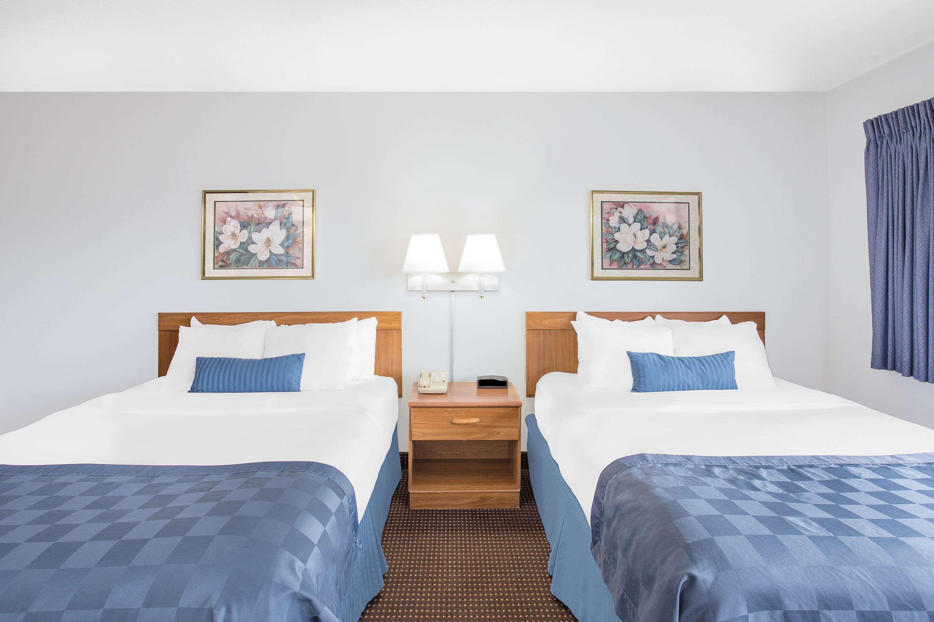 Ramada By Wyndham Hancock Waterfront Luaran gambar